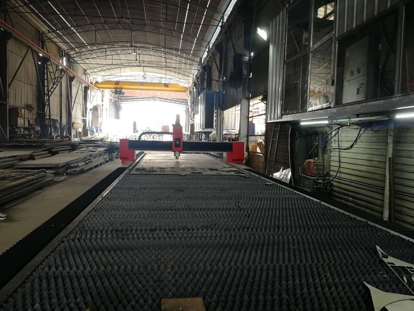 6000瓦激光切管機成為汽車工業(yè)領(lǐng)域的得力助手(圖4)